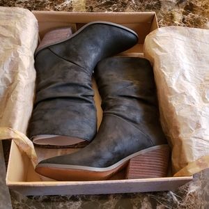 Black Slouchy Boot Size 7